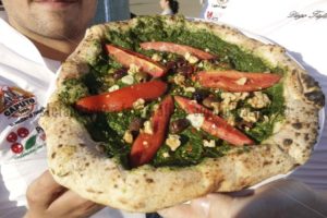 Al Pizza Village la novità della pizza Pascalina contro i tumori