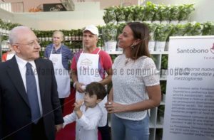 Il presidente De Luca alla raccolta fondi per l’ospedale Santo Bono - Stefano Renna fotografia e comunicazione blog