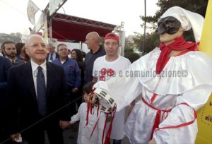 Inaugurazione del Pizza Village 2018 con autorità e organizzatori - Stefano Renna fotografia e comunicazione blog