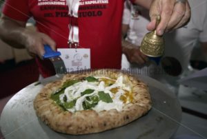 La pizza “Nuovo Governo” - Stefano Renna fotografia e comunicazione blog