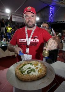 La pizza “Nuovo Governo” - Stefano Renna fotografia e comunicazione blog
