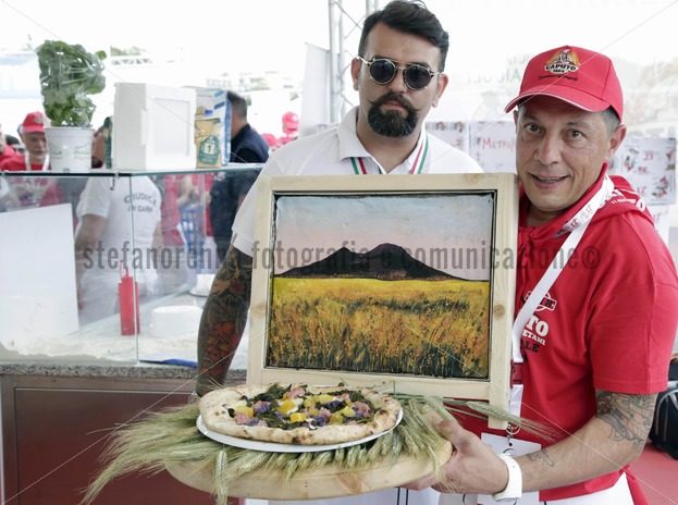 La pizza Campo di Grano sotto al Vesuvio - Stefano Renna fotografia e comunicazione blog
