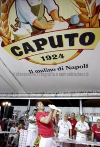 Trofeo Caputo 2018 : Pizza acrobatica / più larga, veloce, free - Stefano Renna fotografia e comunicazione blog