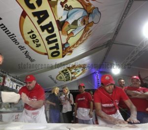 Trofeo Caputo 2018 : Pizza acrobatica / più larga, veloce, free - Stefano Renna fotografia e comunicazione blog