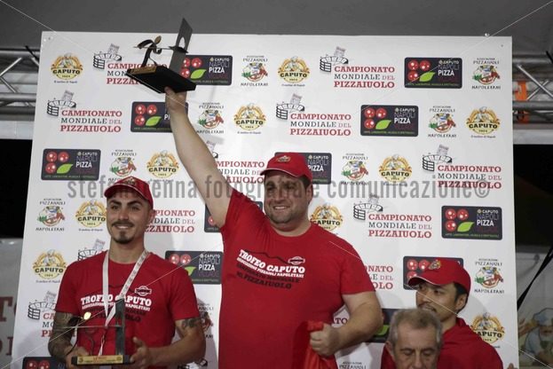Trofeo Caputo: Antonio Mezzero campione del mondo dei Pizzaiuoli - Stefano Renna fotografia e comunicazione blog